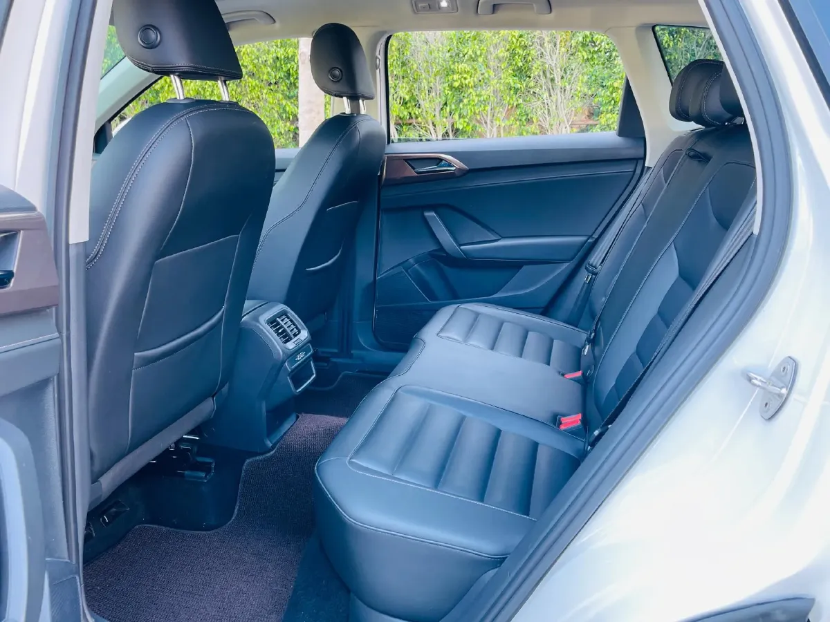 2020 Volkswagen Tharu 1.4T 150HP L4 7DCT,autocango,china used car exporter,china ev exporter,chinese used car exporter,chinese used ev exporter