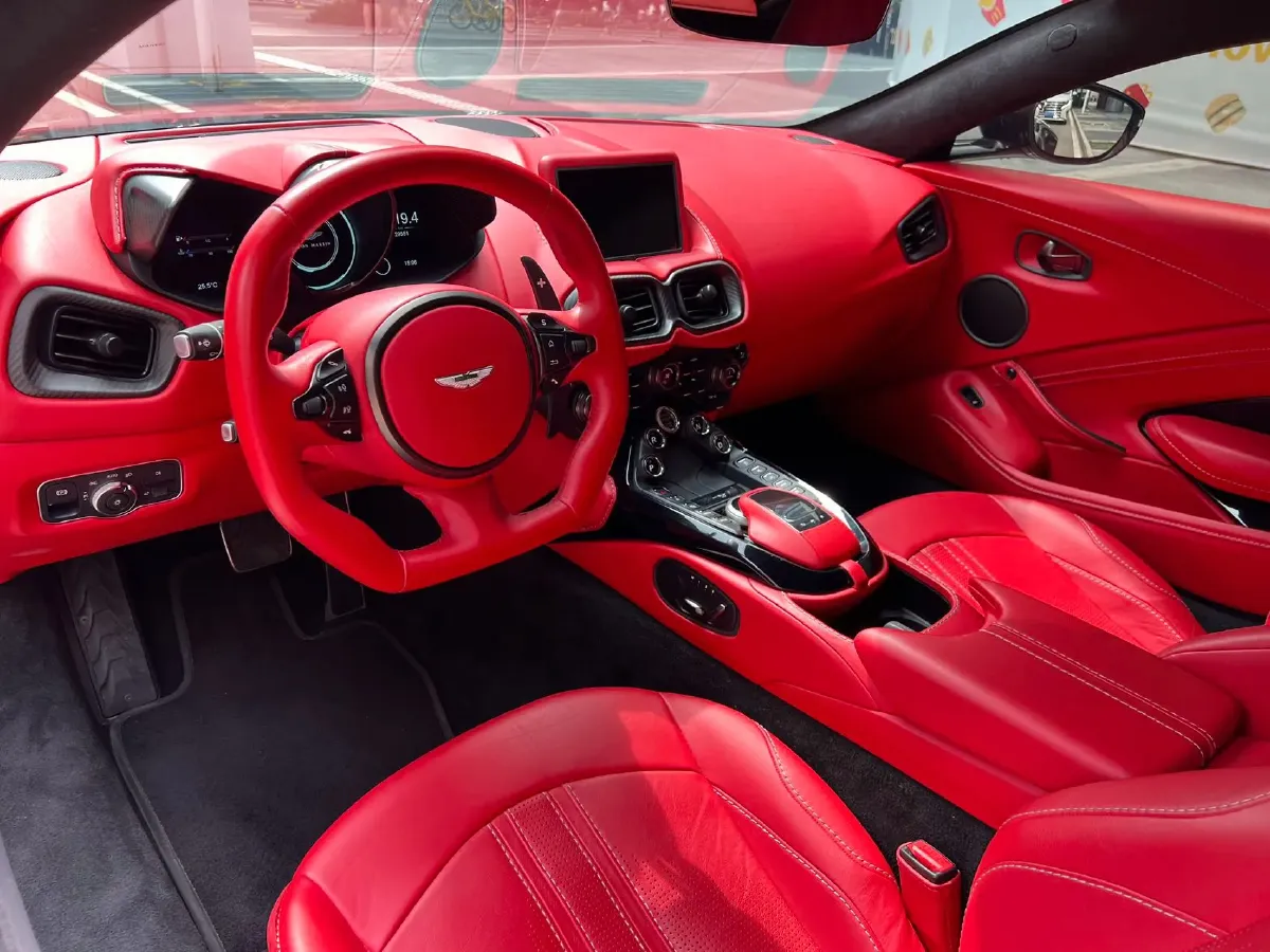 2018 Aston Martin V8 Vantage 4.0T 510HP V8 8AT,autocango,china used car exporter,china ev exporter,chinese used car exporter,chinese used ev exporter