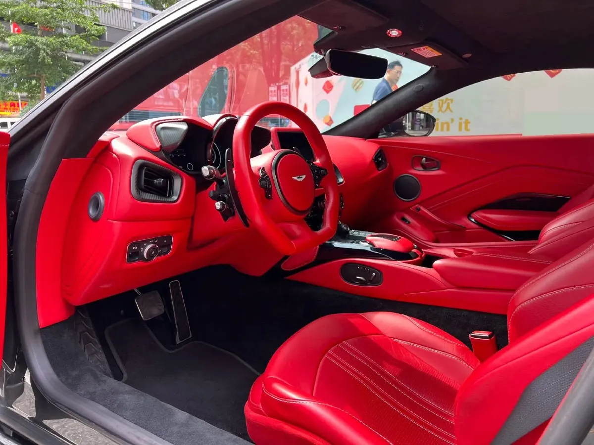 2018 Aston Martin V8 Vantage 4.0T 510HP V8 8AT,autocango,china used car exporter,china ev exporter,chinese used car exporter,chinese used ev exporter