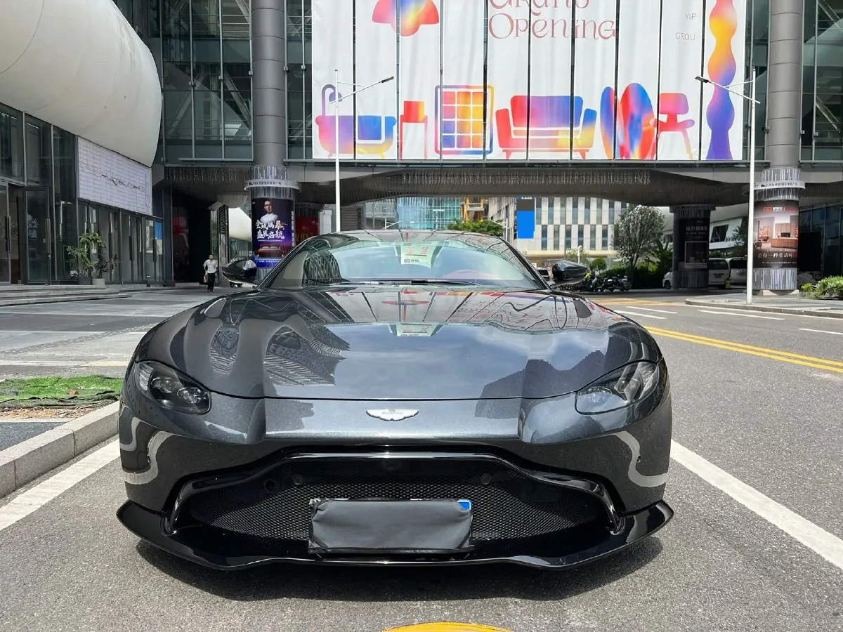 2018 Aston Martin V8 Vantage 4.0T 510HP V8 8AT,autocango,china used car exporter,china ev exporter,chinese used car exporter,chinese used ev exporter