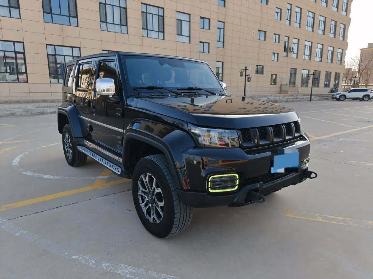 2019 Beijing BJ40 2.0T 218HP L4 6AT,autocango,china used car exporter,china ev exporter,chinese used car exporter,chinese used ev exporter