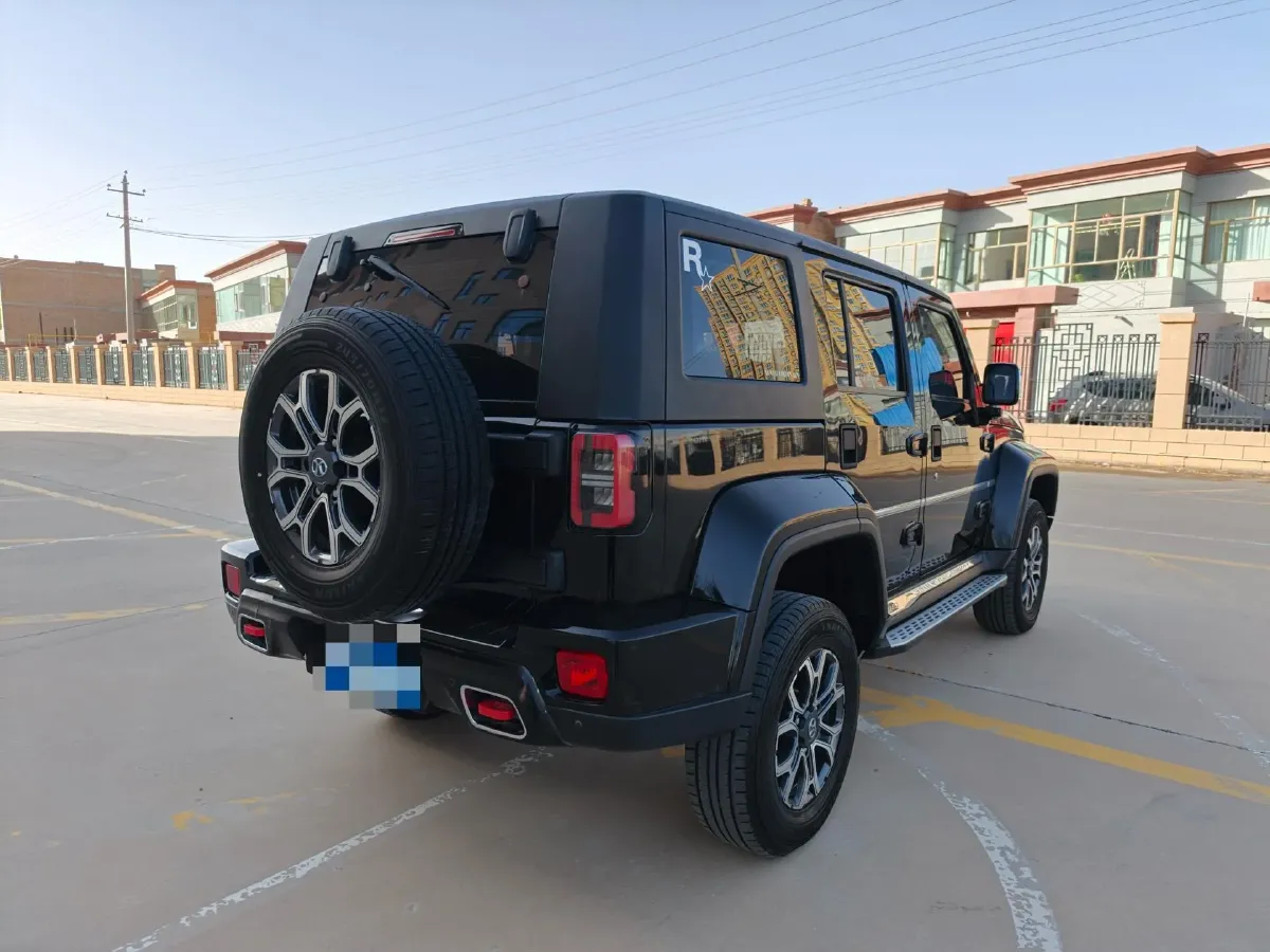 2019 Beijing BJ40 2.0T 218HP L4 6AT,autocango,china used car exporter,china ev exporter,chinese used car exporter,chinese used ev exporter