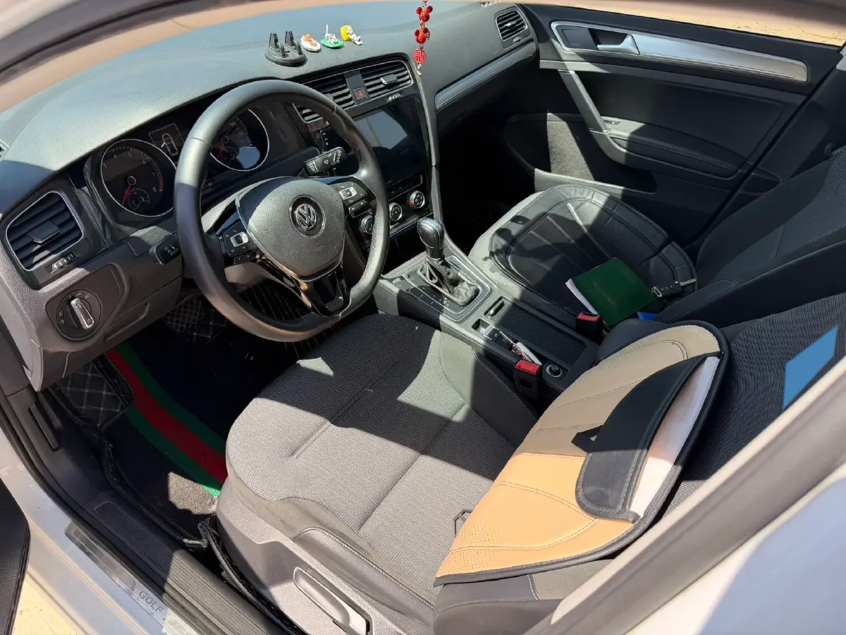 2018 Volkswagen Golf 1.6L 110HP L4 6AT,autocango,china used car exporter,china ev exporter,chinese used car exporter,chinese used ev exporter