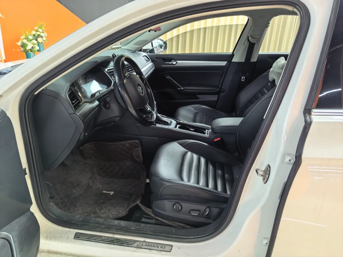 2019 Volkswagen Passat 1.4T 150HP L4 7DCT,autocango,china used car exporter,china ev exporter,chinese used car exporter,chinese used ev exporter