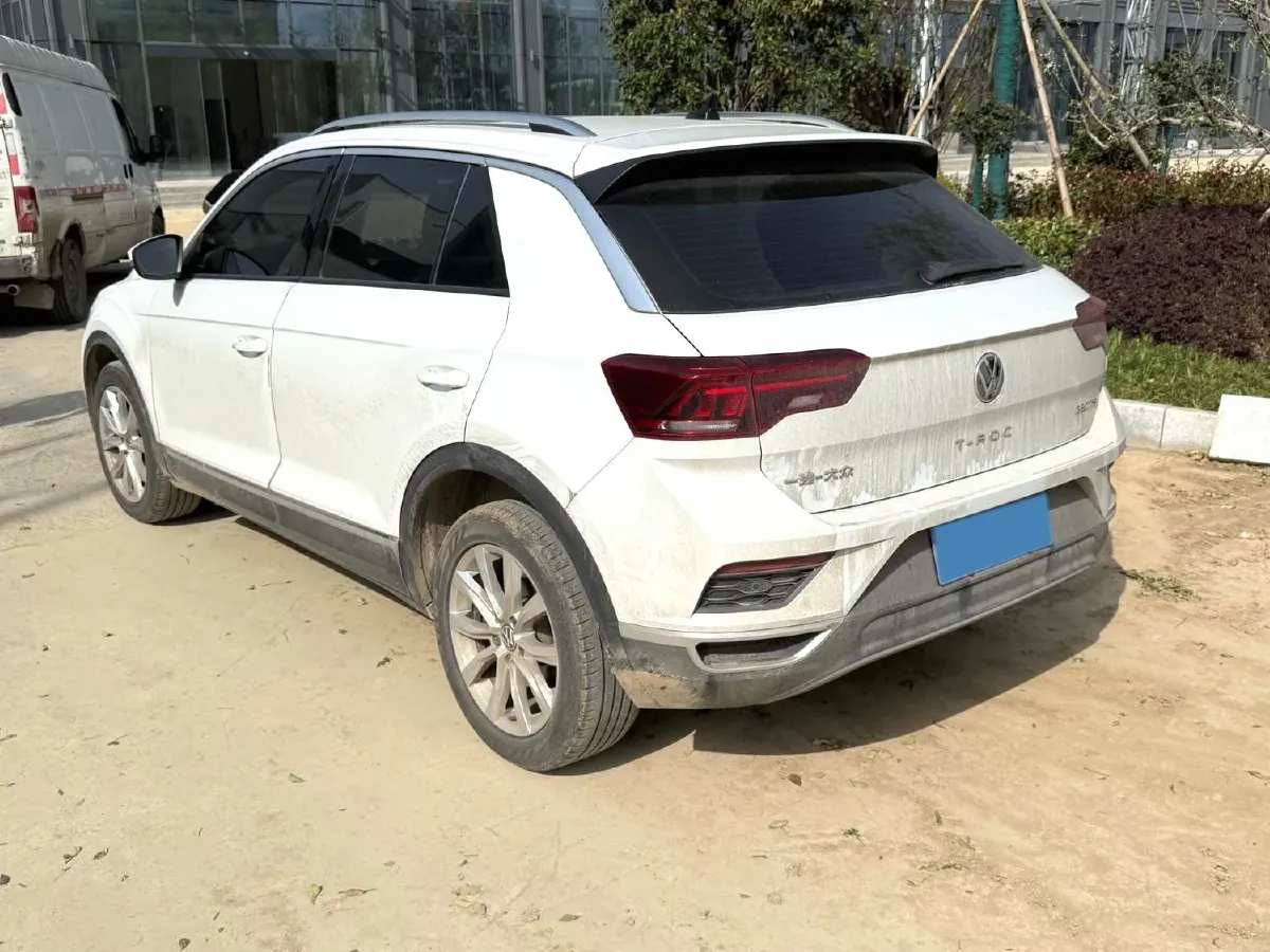 2022 Volkswagen T-Roc 1.4T 150HP L4 7DCT,autocango,china used car exporter,china ev exporter,chinese used car exporter,chinese used ev exporter