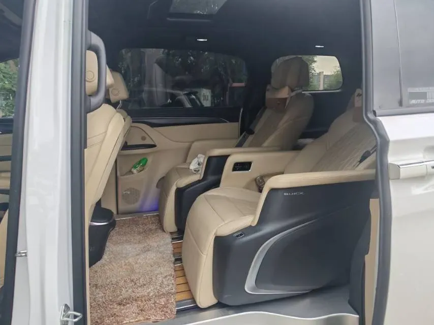 2022 Buick GL8 2.0T 237HP L4 9AT,autocango,china used car exporter,china ev exporter,chinese used car exporter,chinese used ev exporter