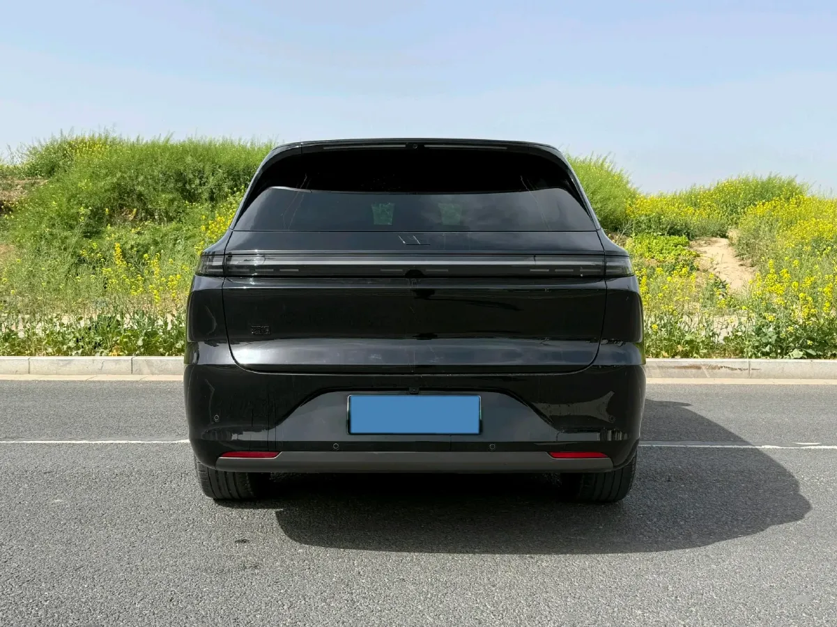 2024 Li L6 Range Extended 154HP L4 REEV 36.8KWH,autocango,china used car exporter,china ev exporter,chinese used car exporter,chinese used ev exporter