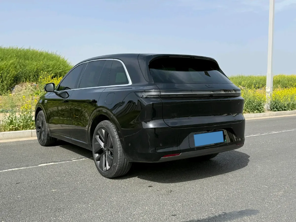 2024 Li L6 Range Extended 154HP L4 REEV 36.8KWH,autocango,china used car exporter,china ev exporter,chinese used car exporter,chinese used ev exporter