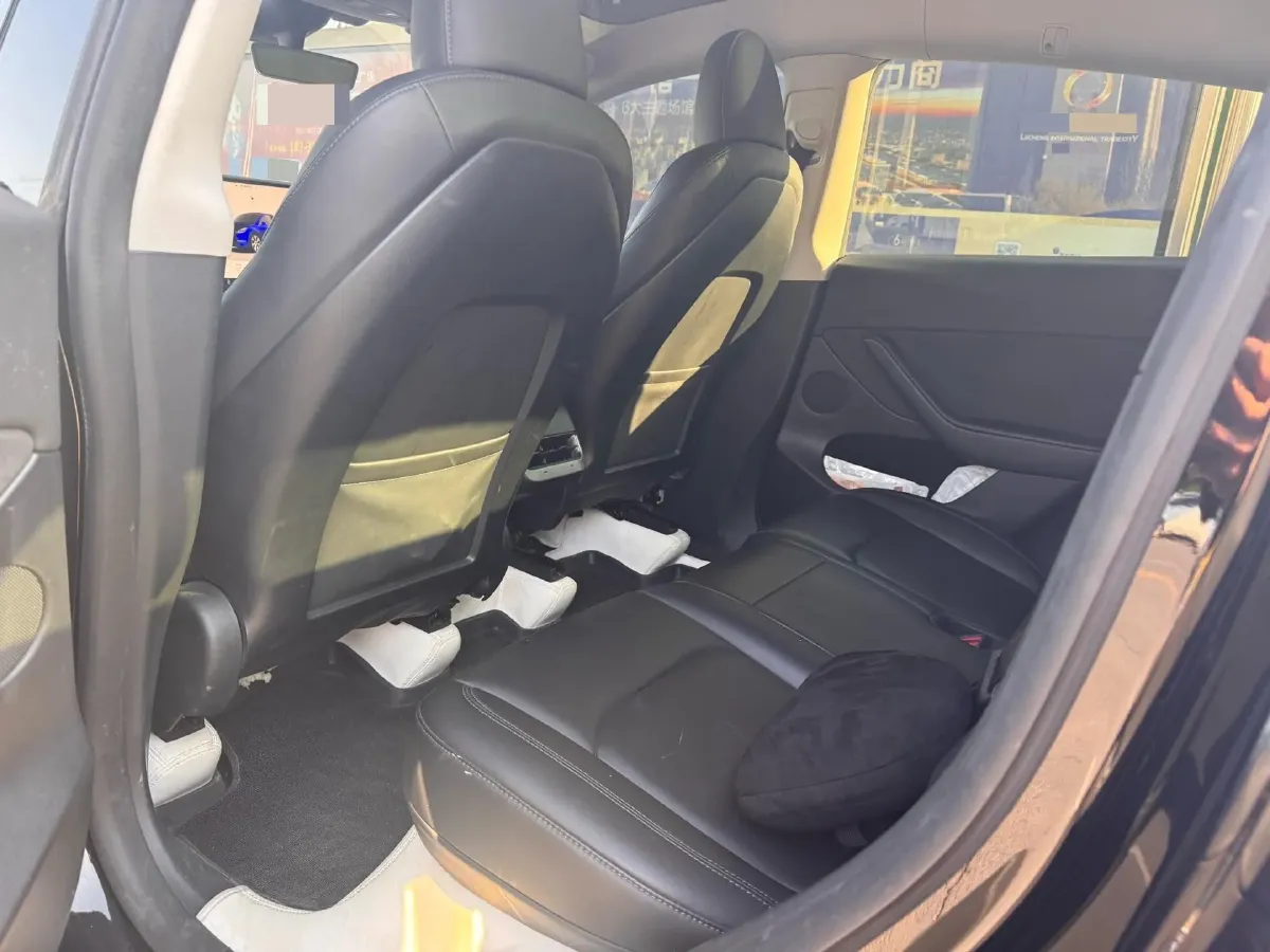 2022 Tesla Model Y BEV 60KWH,autocango,china used car exporter,china ev exporter,chinese used car exporter,chinese used ev exporter