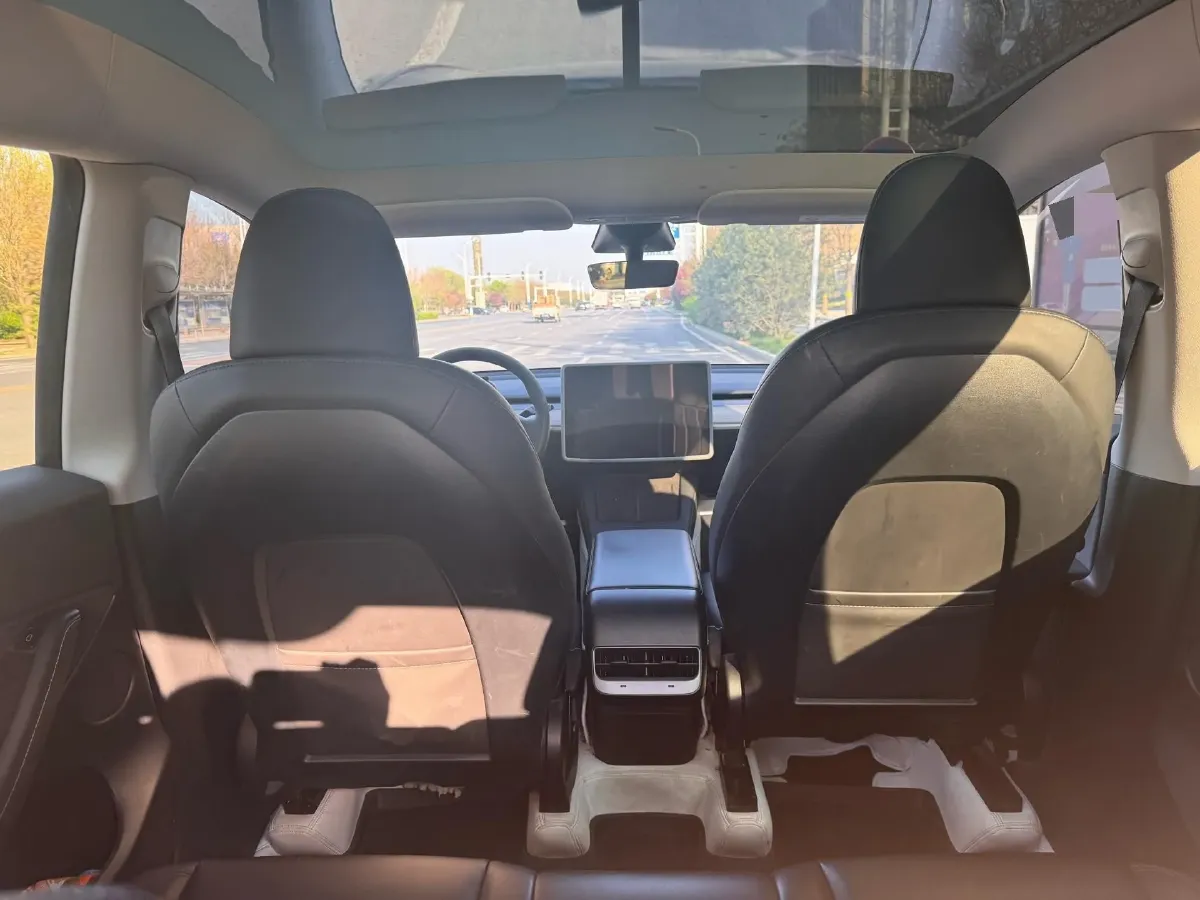 2022 Tesla Model Y BEV 60KWH,autocango,china used car exporter,china ev exporter,chinese used car exporter,chinese used ev exporter