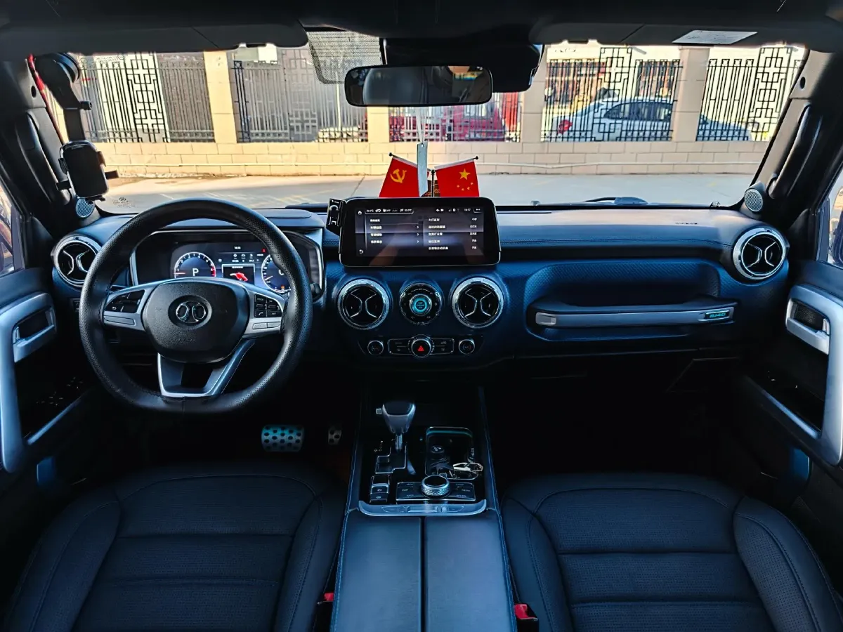 2019 Beijing BJ40 2.3T 231HP L4 6AT,autocango,china used car exporter,china ev exporter,chinese used car exporter,chinese used ev exporter