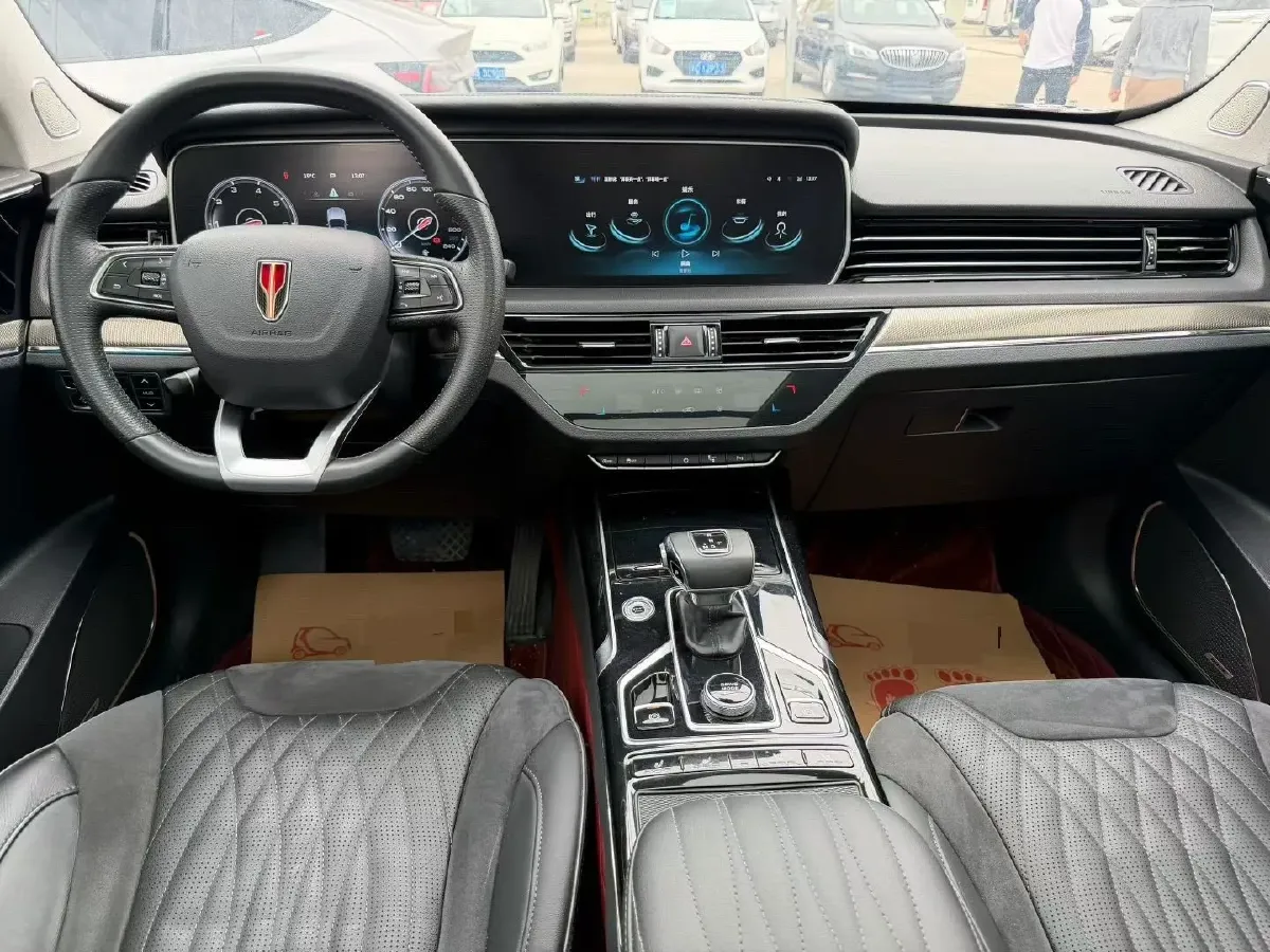 2022 HongQi HS5 2.0T 224HP L4 6AT,autocango,china used car exporter,china ev exporter,chinese used car exporter,chinese used ev exporter