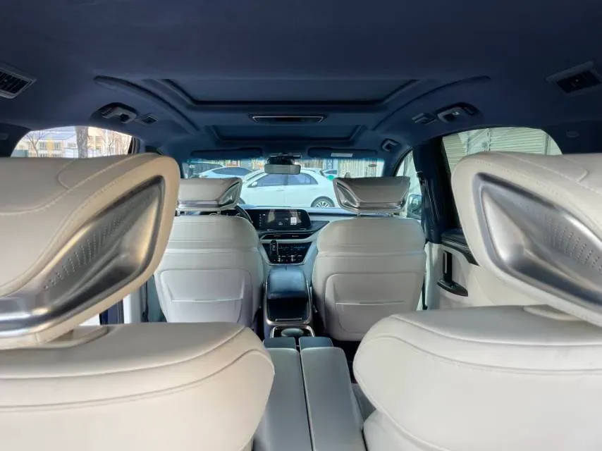 2020 Buick GL8 2.0T 237HP L4 9AT,autocango,china used car exporter,china ev exporter,chinese used car exporter,chinese used ev exporter