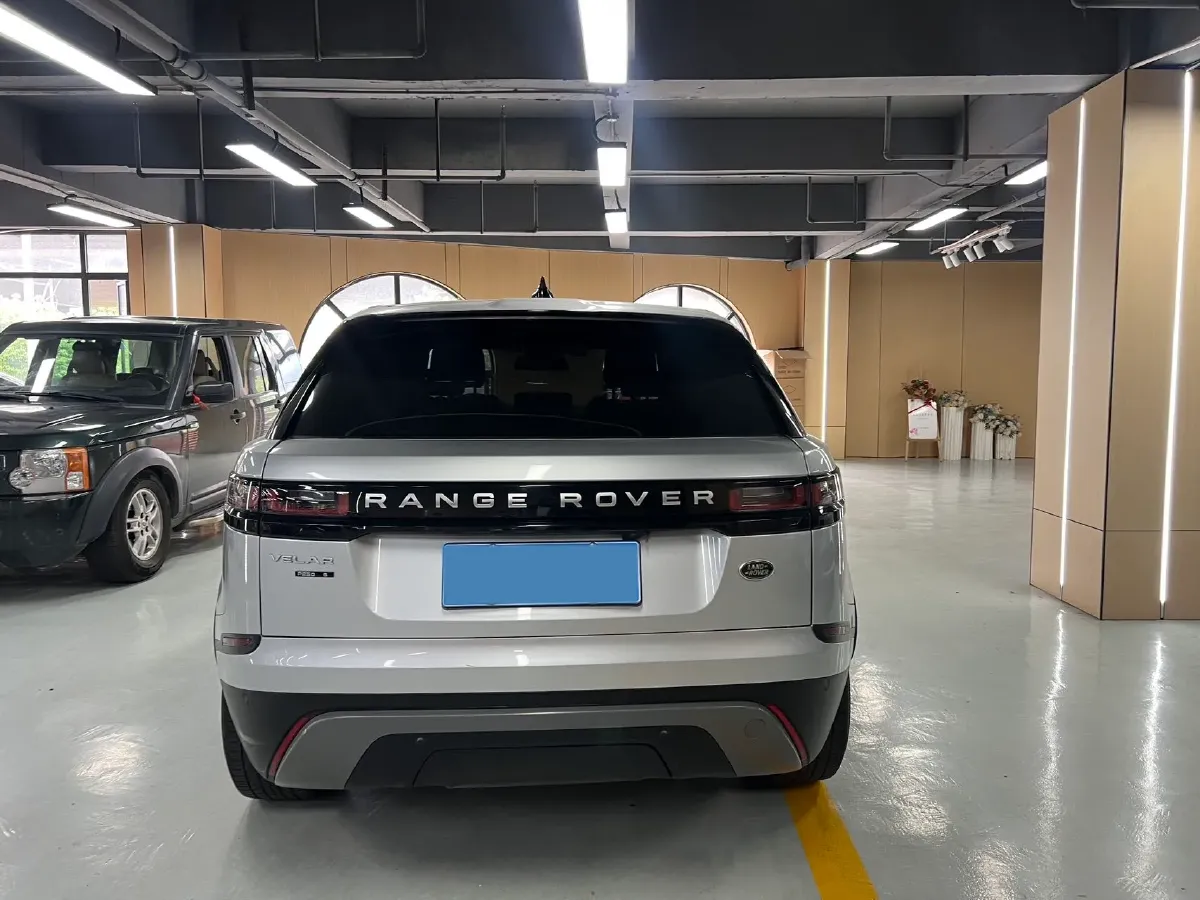 2018 Land Rover Range Rover Velar 2.0T 250HP L4 8AT,autocango,china used car exporter,china ev exporter,chinese used car exporter,chinese used ev exporter