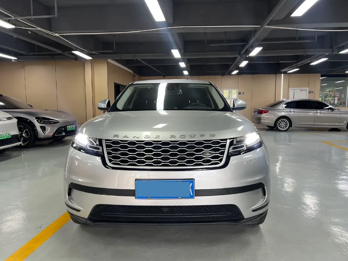 2018 Land Rover Range Rover Velar 2.0T 250HP L4 8AT,autocango,china used car exporter,china ev exporter,chinese used car exporter,chinese used ev exporter