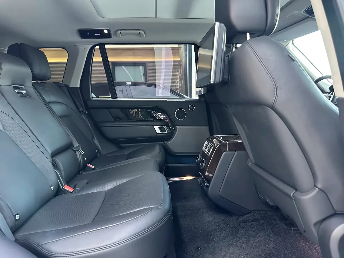 2022 Land Rover Range Rover 3.0T 400HP L6 8AT,autocango,china used car exporter,china ev exporter,chinese used car exporter,chinese used ev exporter