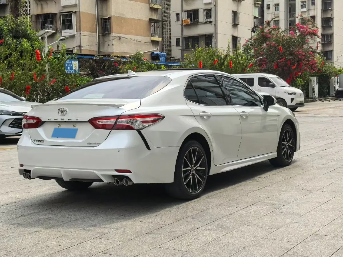 2021 Toyota Camry 2.5L 209HP L4 8AT,autocango,china used car exporter,china ev exporter,chinese used car exporter,chinese used ev exporter