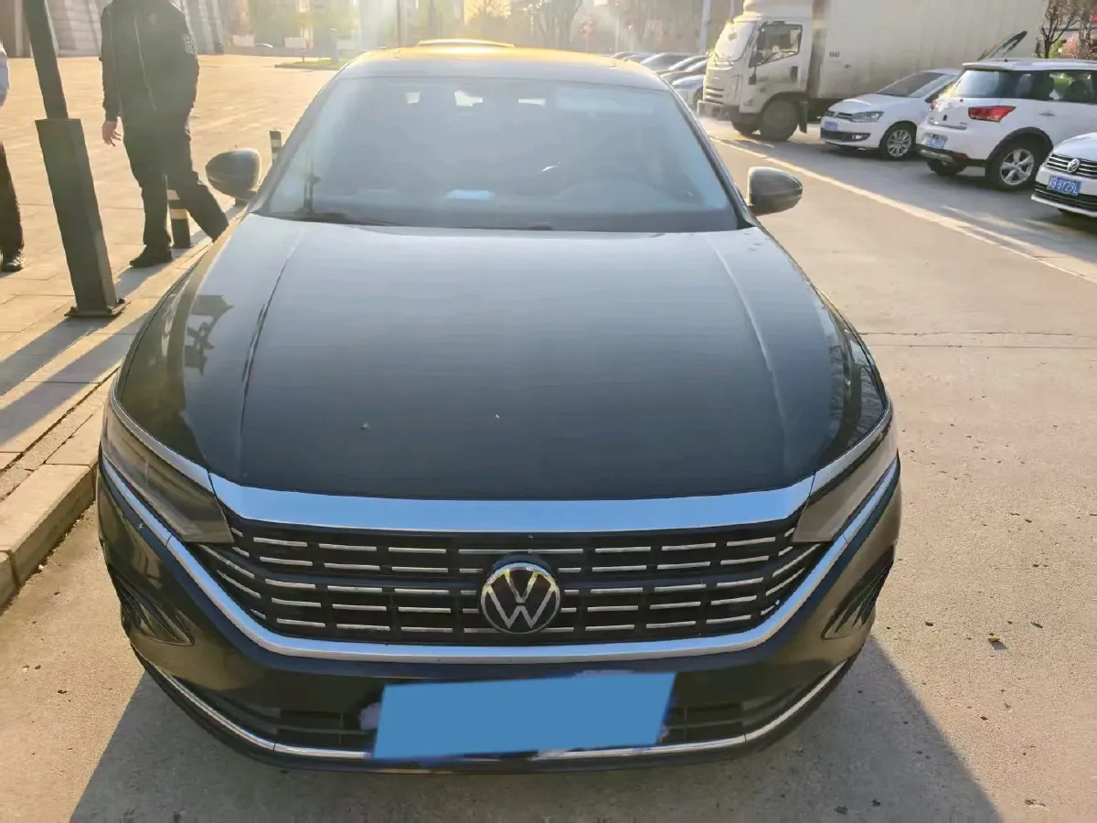 2023 Volkswagen Passat 2.0T 186HP L4 7DCT,autocango,china used car exporter,china ev exporter,chinese used car exporter,chinese used ev exporter