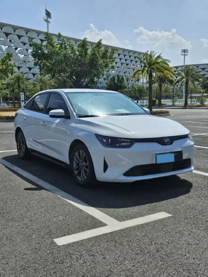 2021 Weltmeister E.5 BEV 49.92KWH,autocango,china used car exporter,china ev exporter,chinese used car exporter,chinese used ev exporter