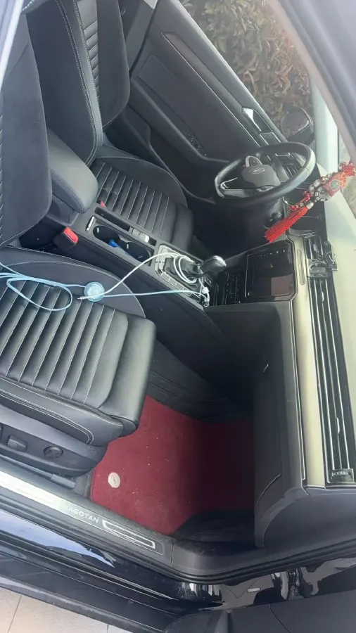 2020 Volkswagen Magotan 2.0T 186HP L4 7DCT,autocango,china used car exporter,china ev exporter,chinese used car exporter,chinese used ev exporter