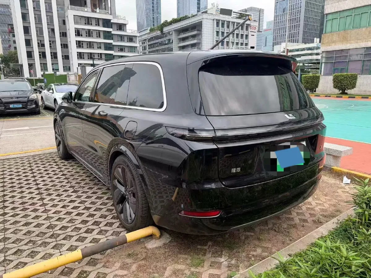 2022 Li L9 Range Extended 154HP REEV 42.6KWH,autocango,china used car exporter,china ev exporter,chinese used car exporter,chinese used ev exporter