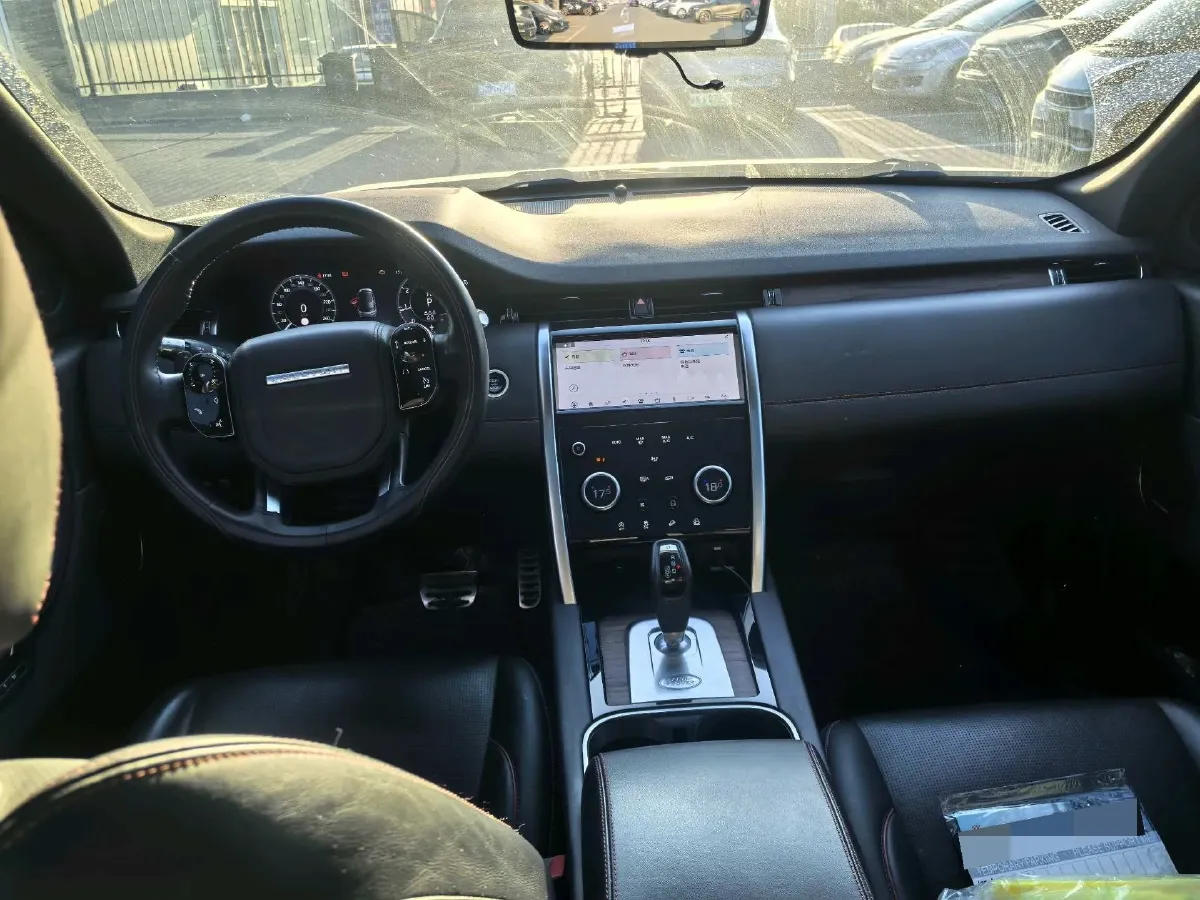 2020 Land Rover Discovery Sport 2.0T 249HP L4 9AT,autocango,china used car exporter,china ev exporter,chinese used car exporter,chinese used ev exporter