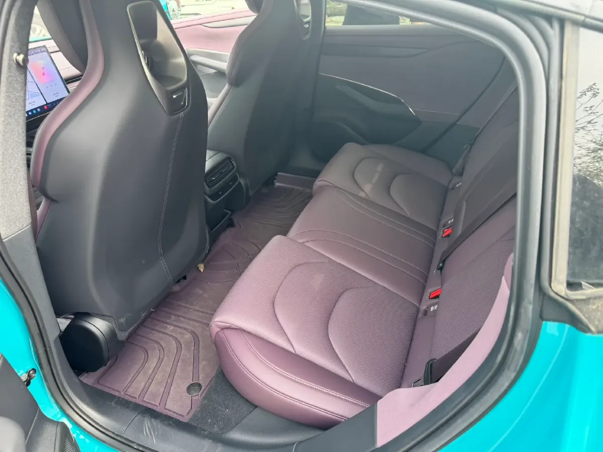 2024 MI SU7 BEV 73.6KWH,autocango,china used car exporter,china ev exporter,chinese used car exporter,chinese used ev exporter