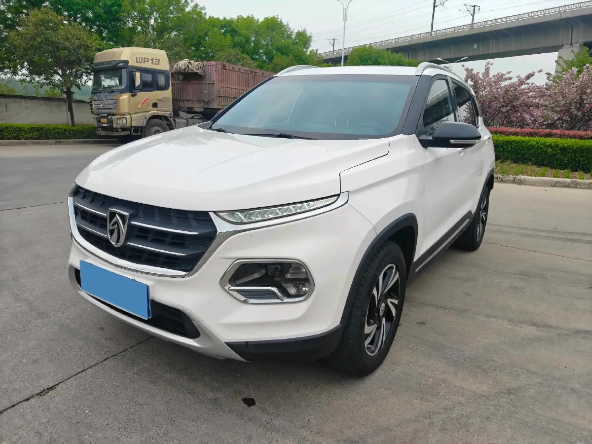 2017 BaoJun 510 1.5L 112HP L4 5AMT,autocango,china used car exporter,china ev exporter,chinese used car exporter,chinese used ev exporter