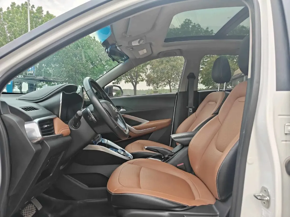 2017 BaoJun 510 1.5L 112HP L4 5AMT,autocango,china used car exporter,china ev exporter,chinese used car exporter,chinese used ev exporter