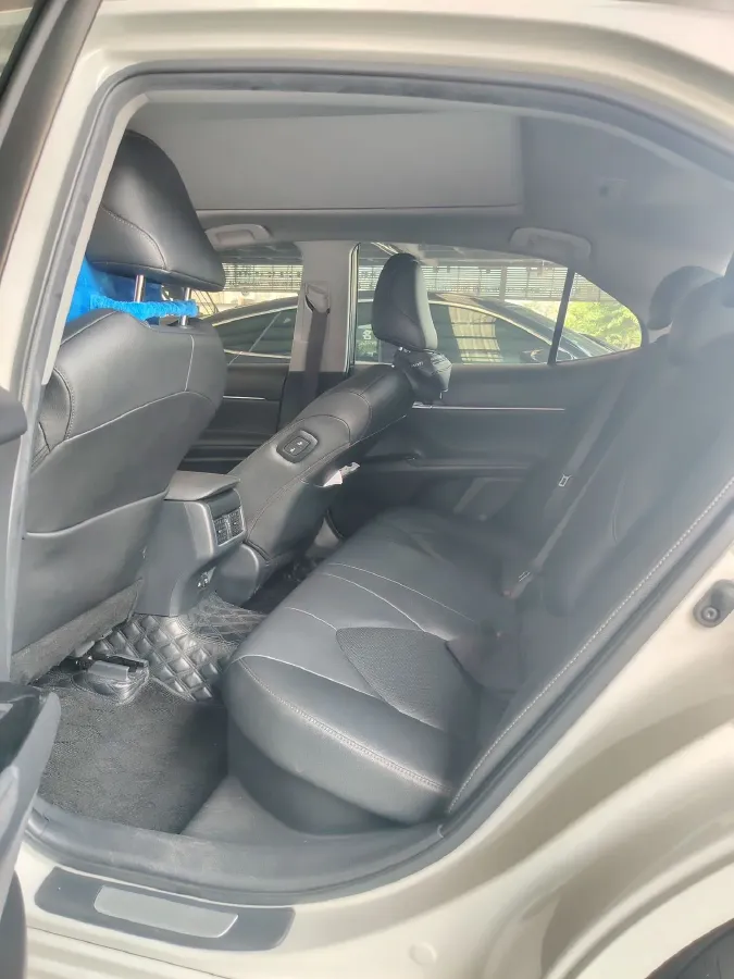 2021 Toyota Camry 2.5L 178HP L4 E-CVT Hybrid,autocango,china used car exporter,china ev exporter,chinese used car exporter,chinese used ev exporter