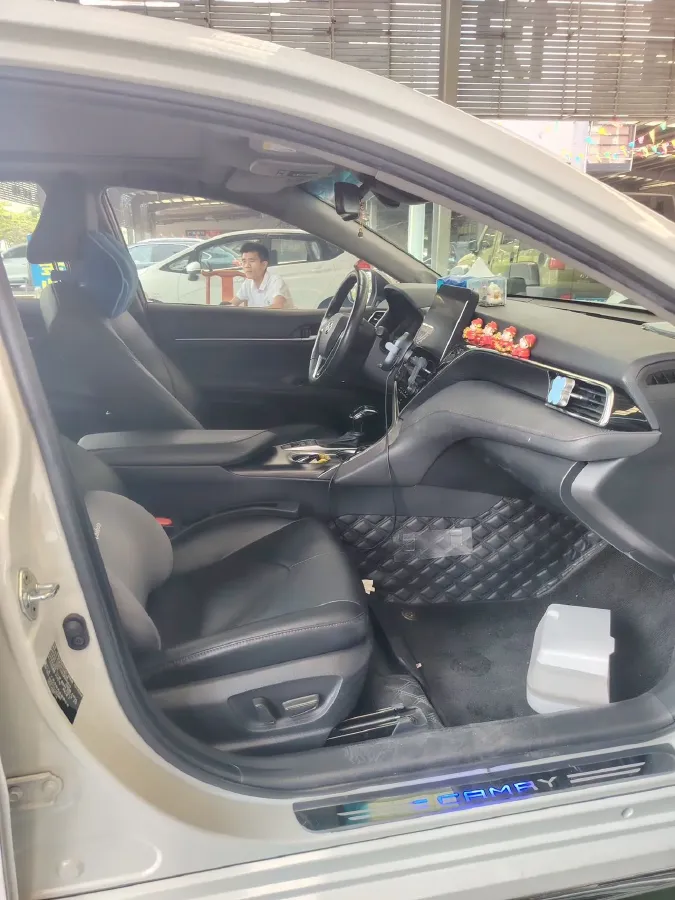 2021 Toyota Camry 2.5L 178HP L4 E-CVT Hybrid,autocango,china used car exporter,china ev exporter,chinese used car exporter,chinese used ev exporter