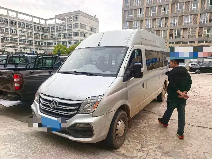 2019 MAXUS XinTu V80 2.5T 136HP L4 6MT,autocango,china used car exporter,china ev exporter,chinese used car exporter,chinese used ev exporter