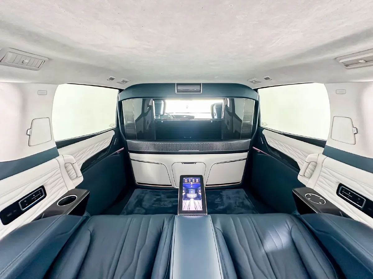 2023 Buick Century 2.0T 237HP L4 9AT,autocango,china used car exporter,china ev exporter,chinese used car exporter,chinese used ev exporter