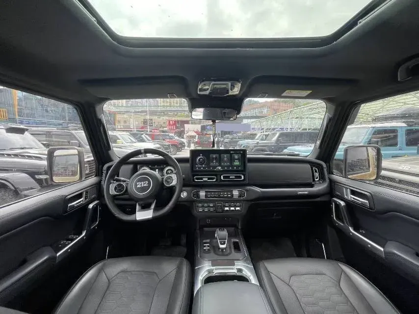 2024 212 212 T01 2.0T 252HP L4 8AT,autocango,china used car exporter,china ev exporter,chinese used car exporter,chinese used ev exporter