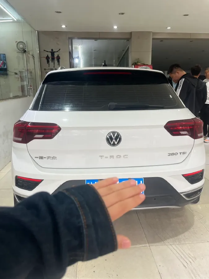 2022 Volkswagen T-Roc 1.4T 150HP L4 7DCT,autocango,china used car exporter,china ev exporter,chinese used car exporter,chinese used ev exporter