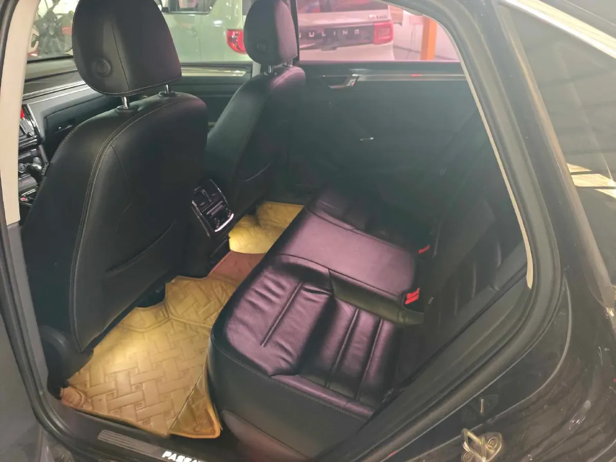 2016 Volkswagen Passat 1.8T 180HP L4 7DCT,autocango,china used car exporter,china ev exporter,chinese used car exporter,chinese used ev exporter