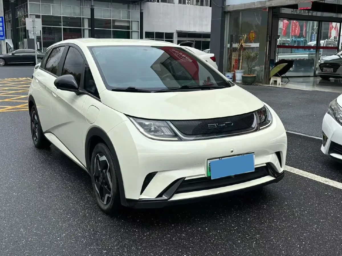 2021 Ford Escort 1.5L 122HP L3 6AT,autocango,china used car exporter,china ev exporter,chinese used car exporter,chinese used ev exporter