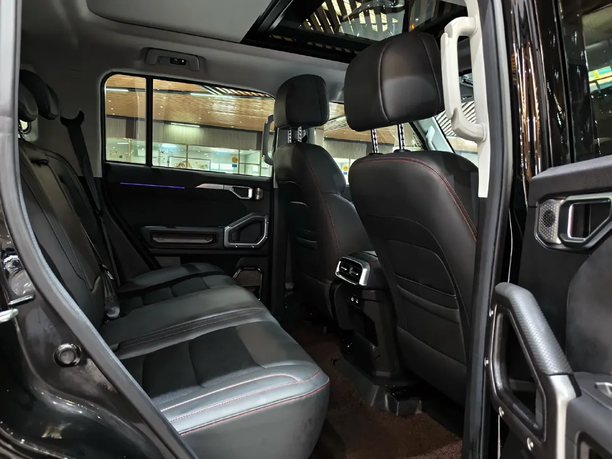 2023 Jetour Traveller 2.0T 254HP L4 8AT,autocango,china used car exporter,china ev exporter,chinese used car exporter,chinese used ev exporter