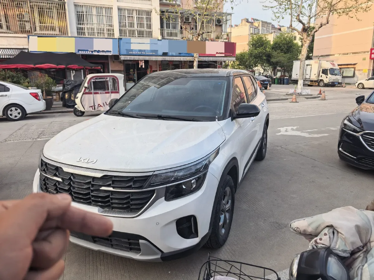 2023 Kia Seltos 1.5L 115HP L4 CVT,autocango,china used car exporter,china ev exporter,chinese used car exporter,chinese used ev exporter
