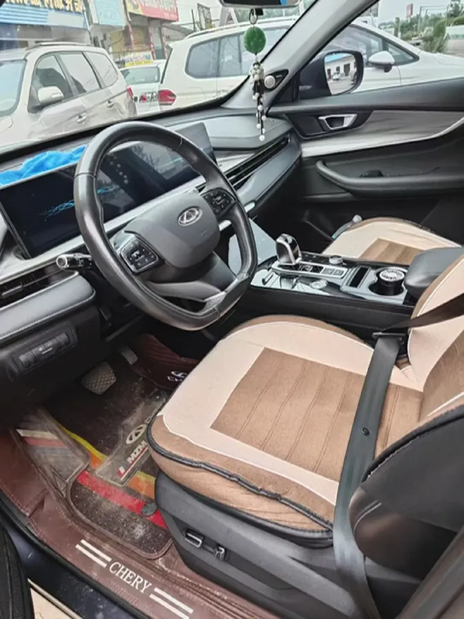 2022 Chery Tiggo 8 Plus 1.6T 197HP L4 7DCT,autocango,china used car exporter,china ev exporter,chinese used car exporter,chinese used ev exporter