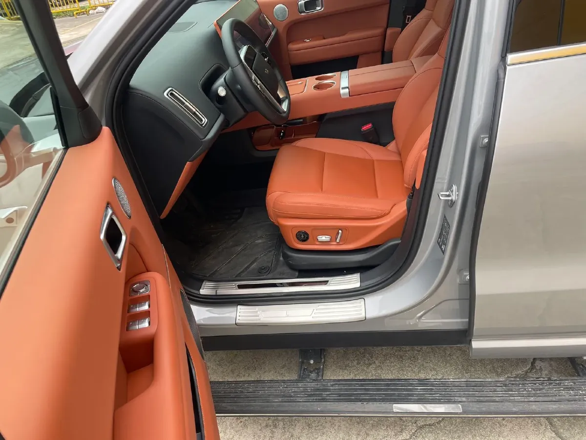 2025 Li L6 Range Extended 154HP L4 REEV,autocango,china used car exporter,china ev exporter,chinese used car exporter,chinese used ev exporter