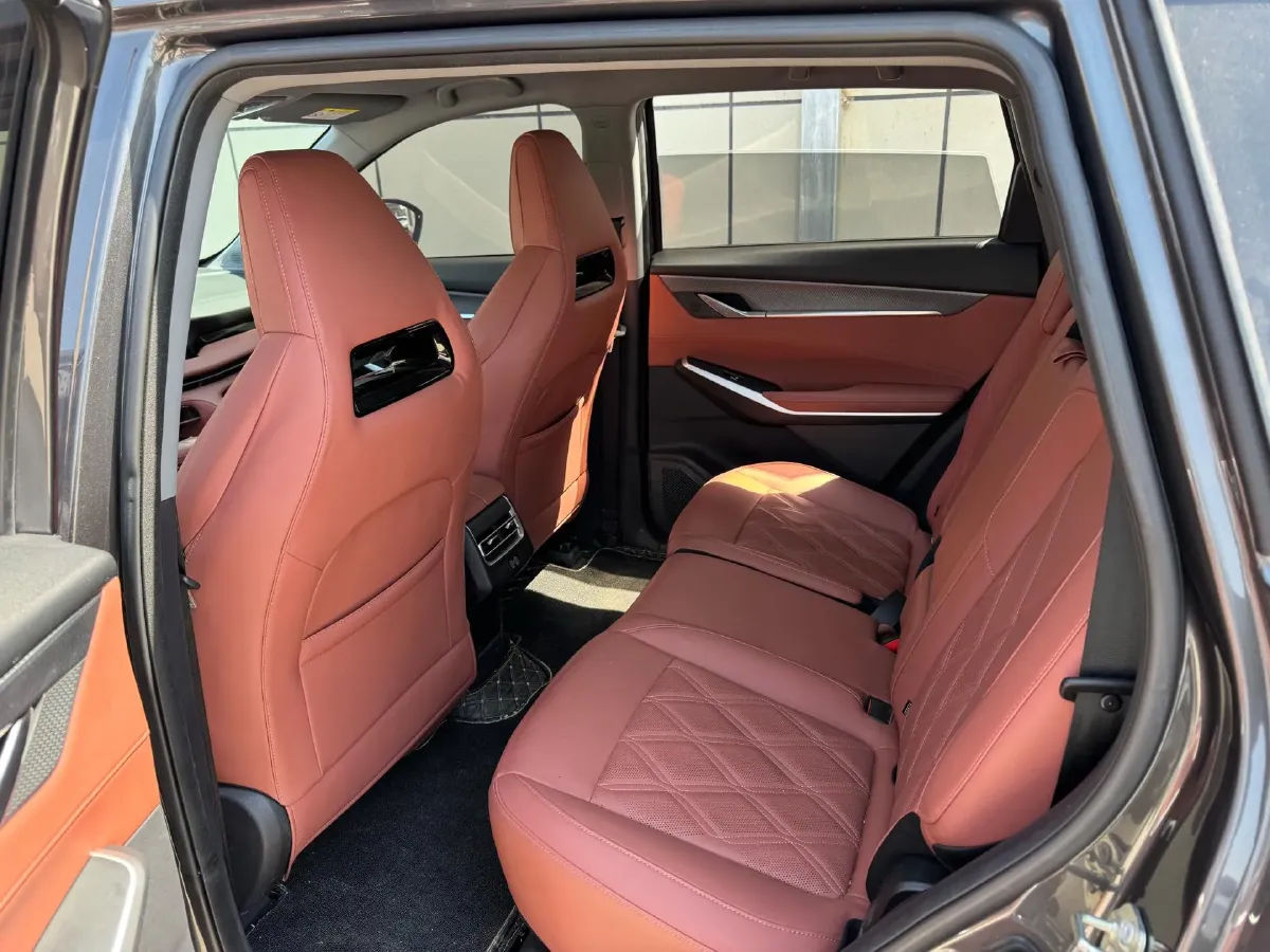 2023 ChangAn CS75 Plus 1.5T 188HP L4 8AT,autocango,china used car exporter,china ev exporter,chinese used car exporter,chinese used ev exporter