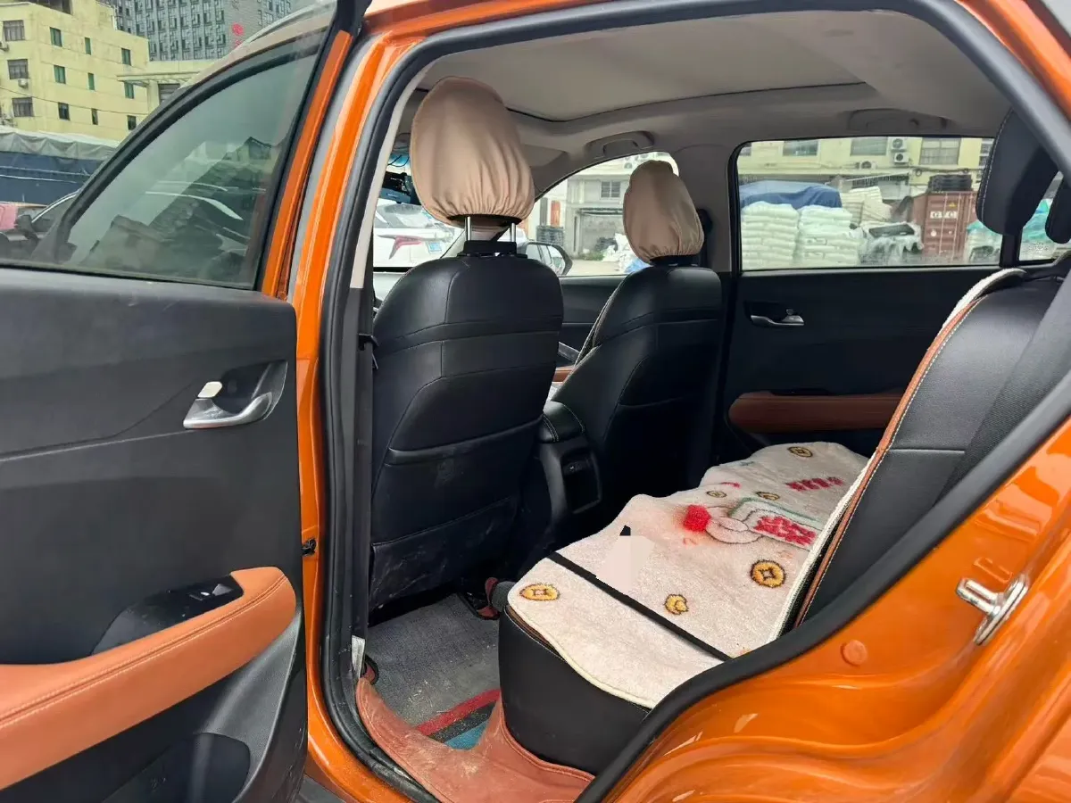 2017 HaiMa S5 Young Edition 1.6L 122HP L4 5MT,autocango,china used car exporter,china ev exporter,chinese used car exporter,chinese used ev exporter