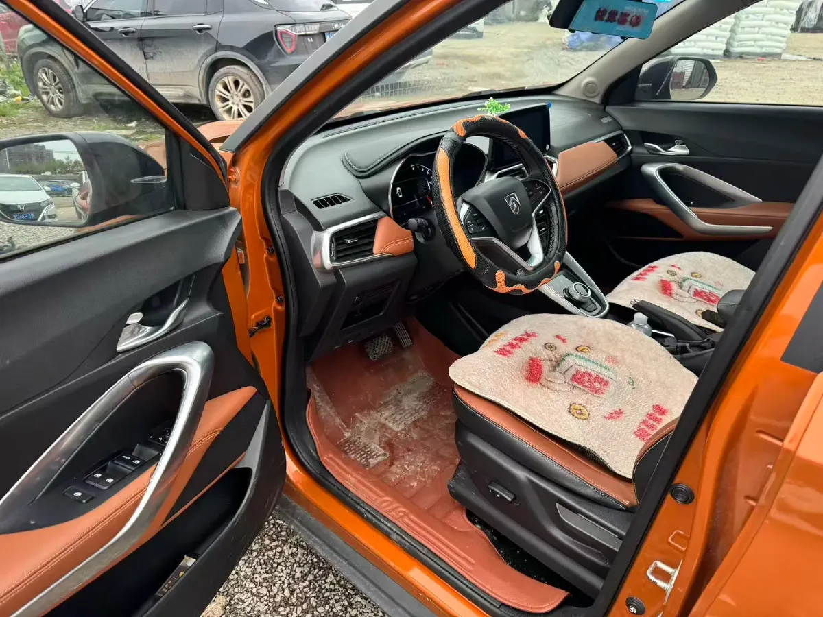 2017 HaiMa S5 Young Edition 1.6L 122HP L4 5MT,autocango,china used car exporter,china ev exporter,chinese used car exporter,chinese used ev exporter