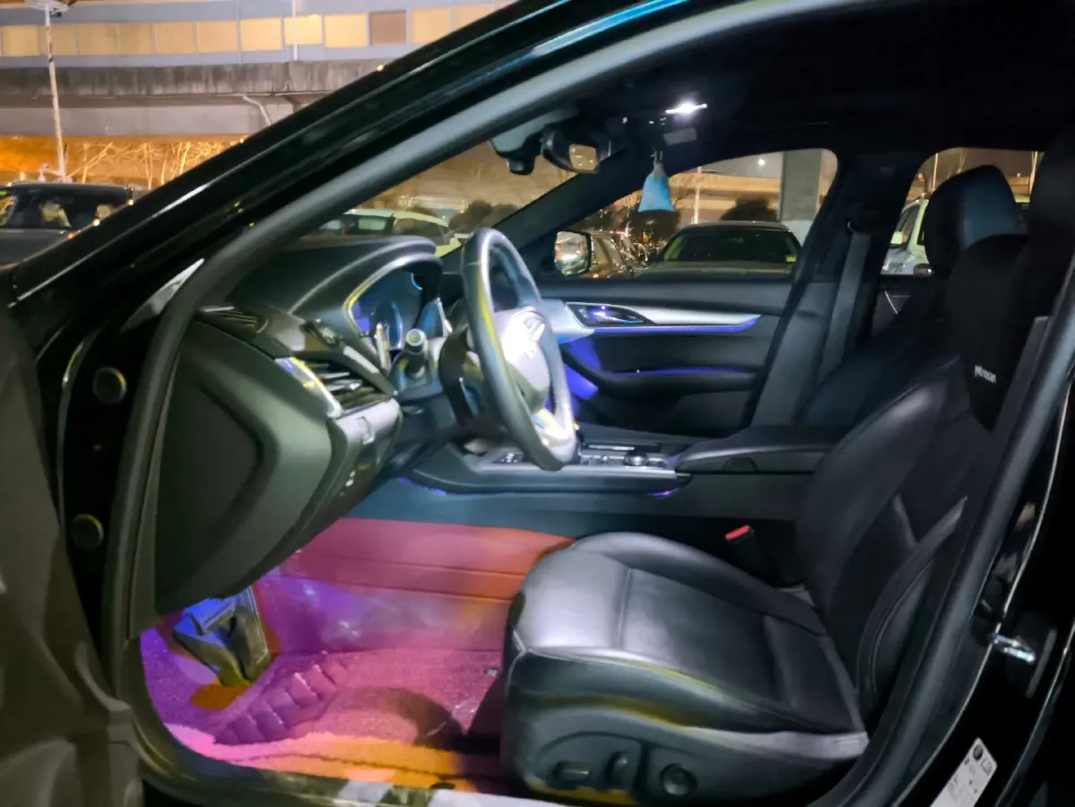 2022 Cadillac CT5 2.0T 237HP L4 10AT,autocango,china used car exporter,china ev exporter,chinese used car exporter,chinese used ev exporter