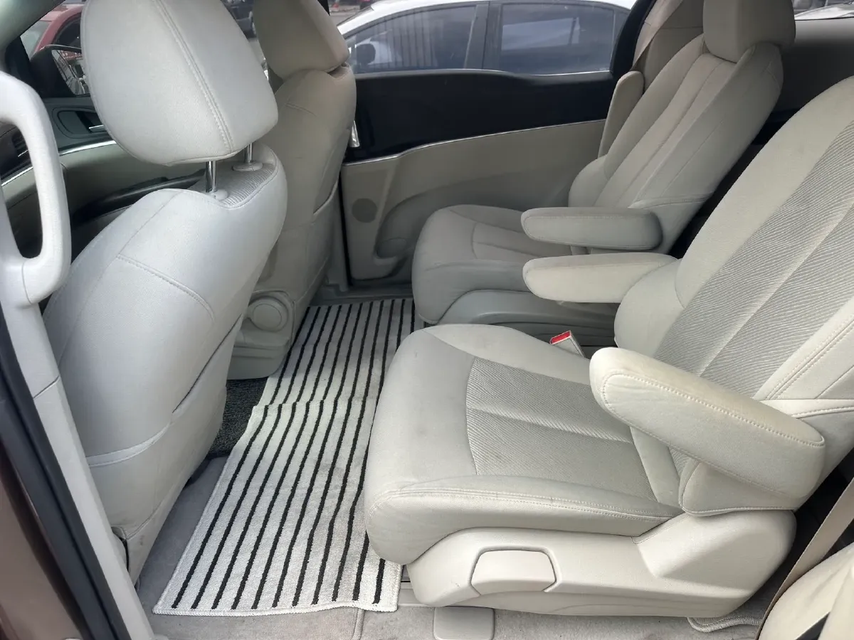 2021 Buick GL8 2.0T 237HP L4 9AT,autocango,china used car exporter,china ev exporter,chinese used car exporter,chinese used ev exporter