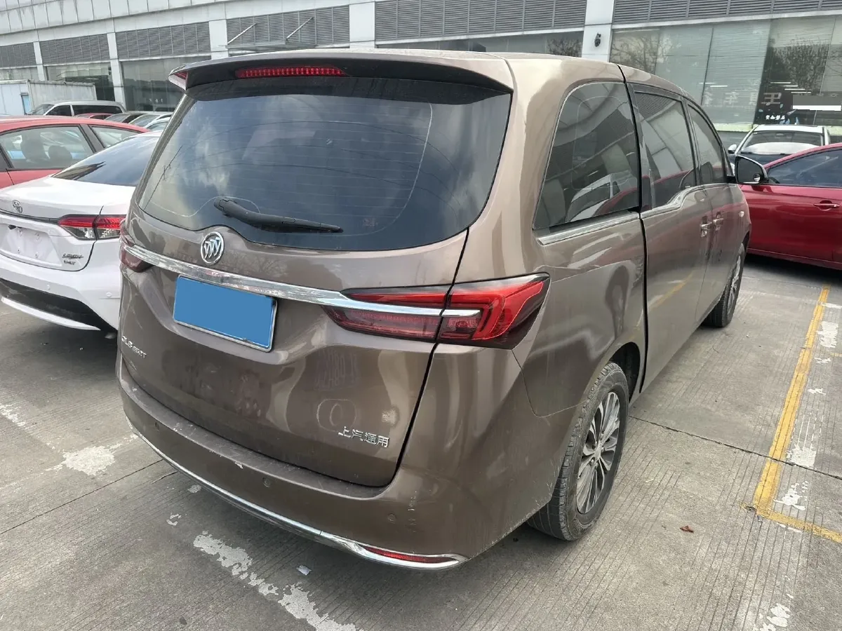 2021 Buick GL8 2.0T 237HP L4 9AT,autocango,china used car exporter,china ev exporter,chinese used car exporter,chinese used ev exporter
