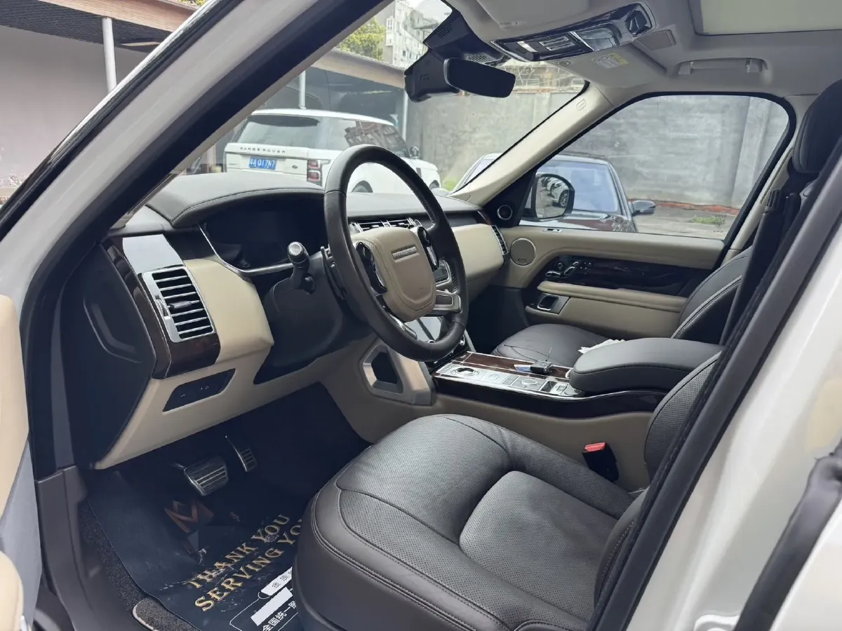 2020 Land Rover Range Rover 3.0T 400HP L6 8AT,autocango,china used car exporter,china ev exporter,chinese used car exporter,chinese used ev exporter