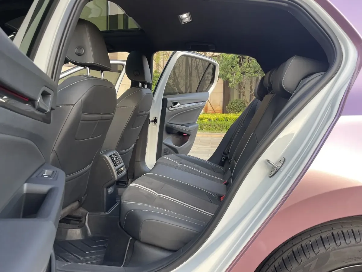 2021 Volkswagen Golf 1.4T 150HP L4 7DCT,autocango,china used car exporter,china ev exporter,chinese used car exporter,chinese used ev exporter