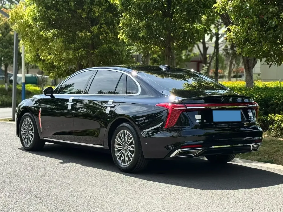 2023 HongQi H5 1.5T 169HP L4 7DCT,autocango,china used car exporter,china ev exporter,chinese used car exporter,chinese used ev exporter